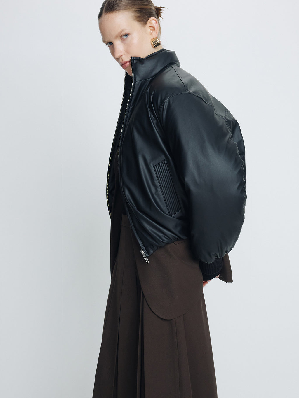 Tonywack - Cropped Padded Jacket (Black) product image 5 | TRAB K-Fashion Australia