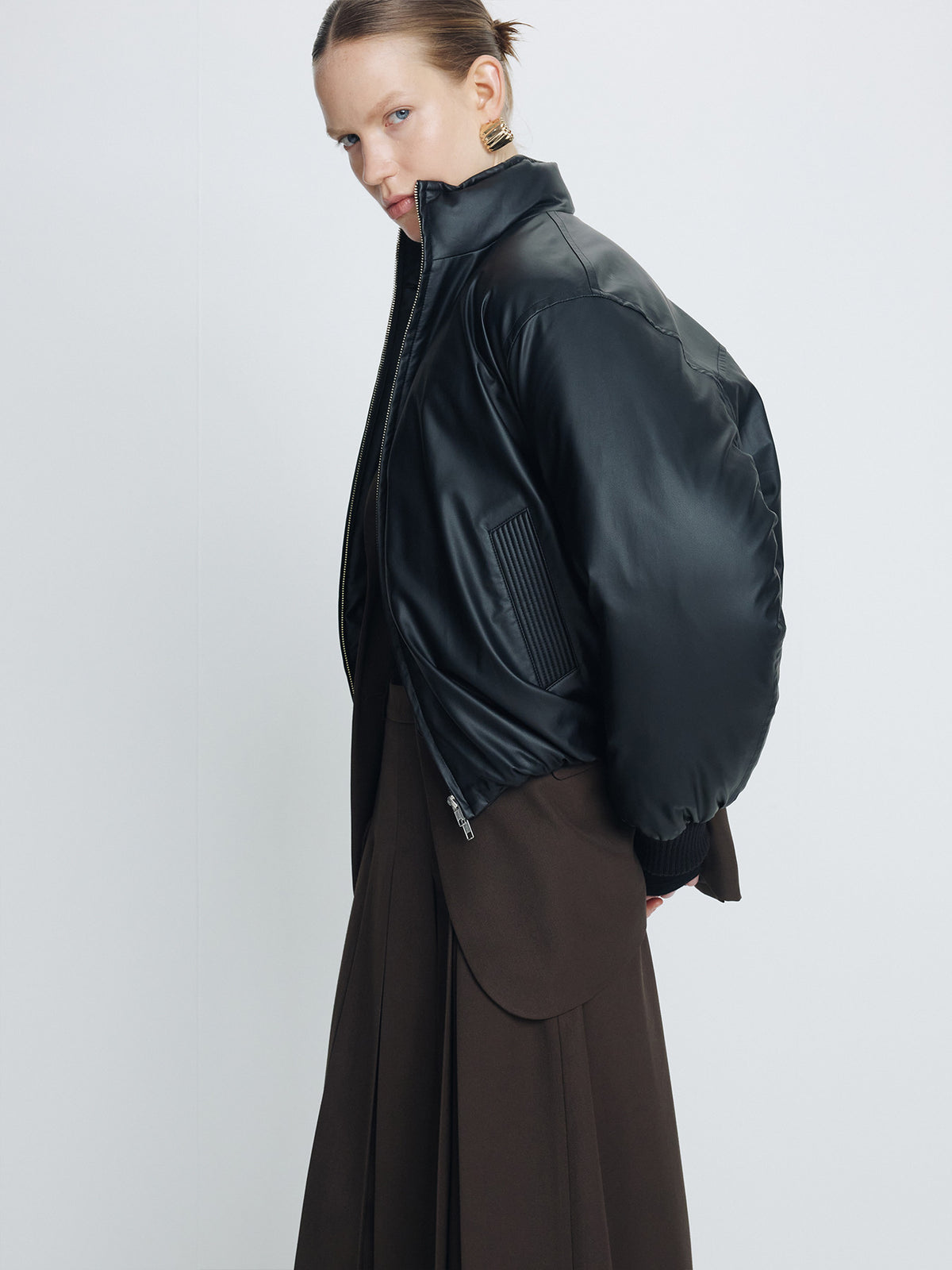 Tonywack - Cropped Padded Jacket (Black) product image 5 | TRAB K-Fashion Australia