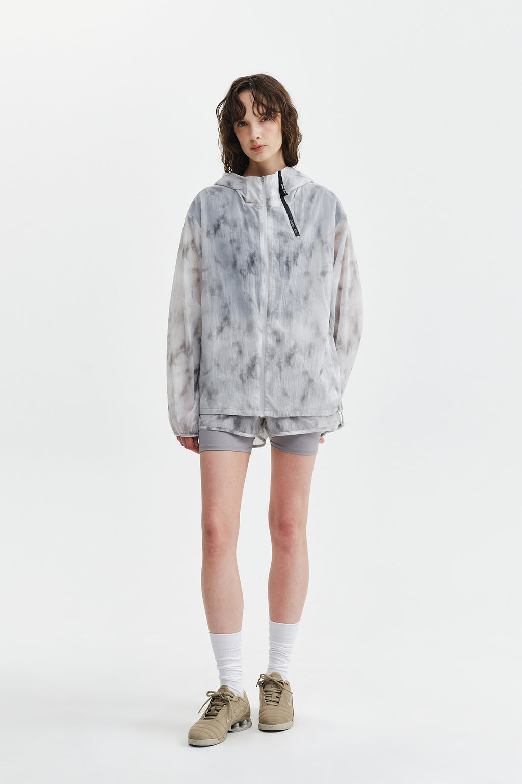 Matin Kim - Matin Pace Reflective Logo Windbreaker (Light Grey) product image 11 | TRAB K-Fashion Australia