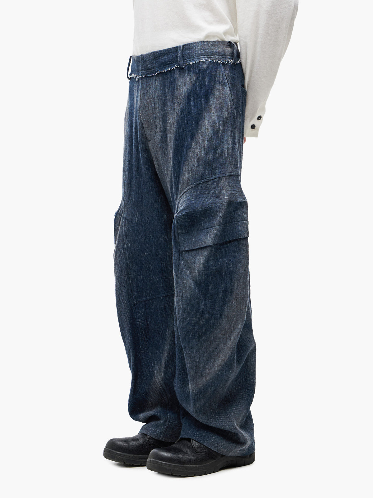 Jiyong Kim - Sun-Bleached 3D-Pocket Trousers (Indigo) product image 4 | TRAB K-Fashion Australia