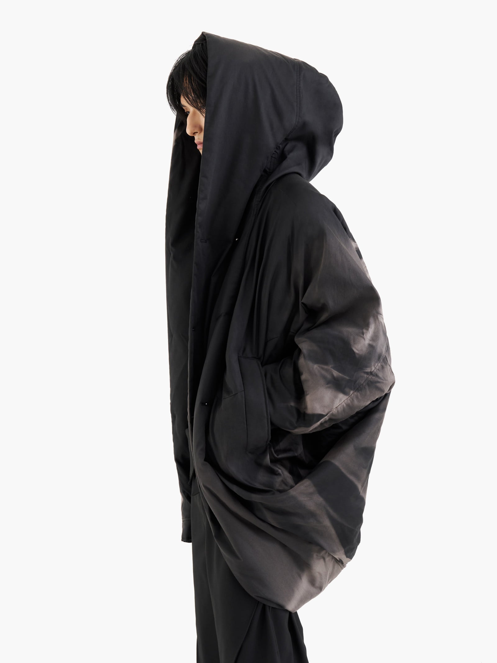 Jiyong Kim - Sun-Bleached Draped Insulated Jacket (Black) product image 4 | TRAB K-Fashion Australia