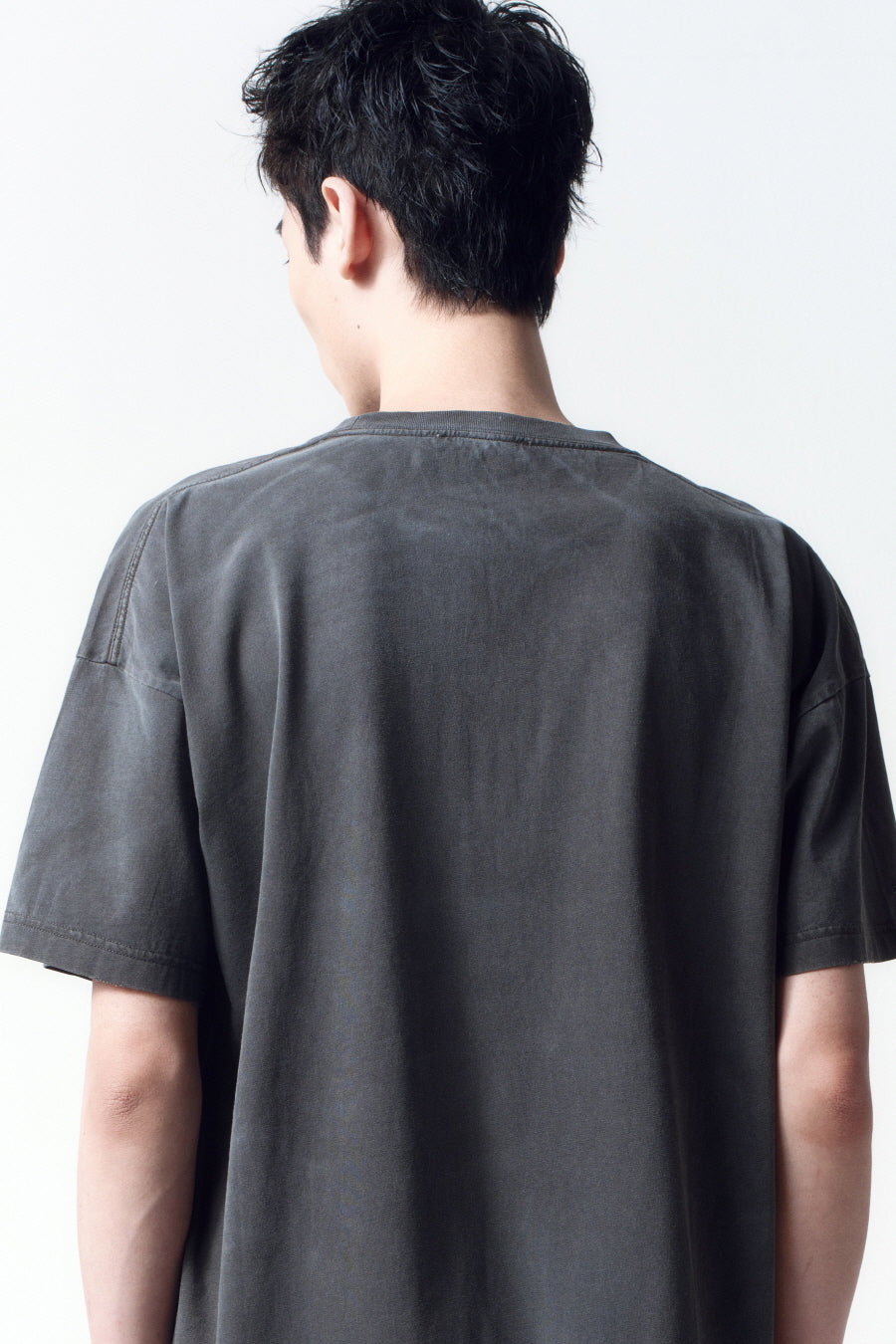 Insilence - Distressed Crop Box Fit T-Shirt (Charcoal) product image 4 | TRAB K-Fashion Australia