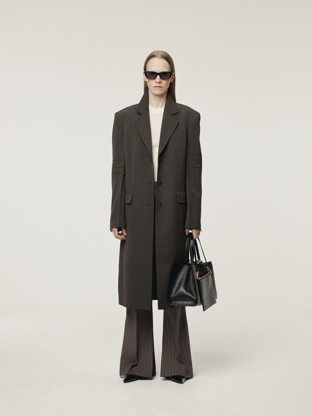 Recto - Sleeve Crease Wool Coat (Charcoal Grey) product image 2 | TRAB K-Fashion Australia