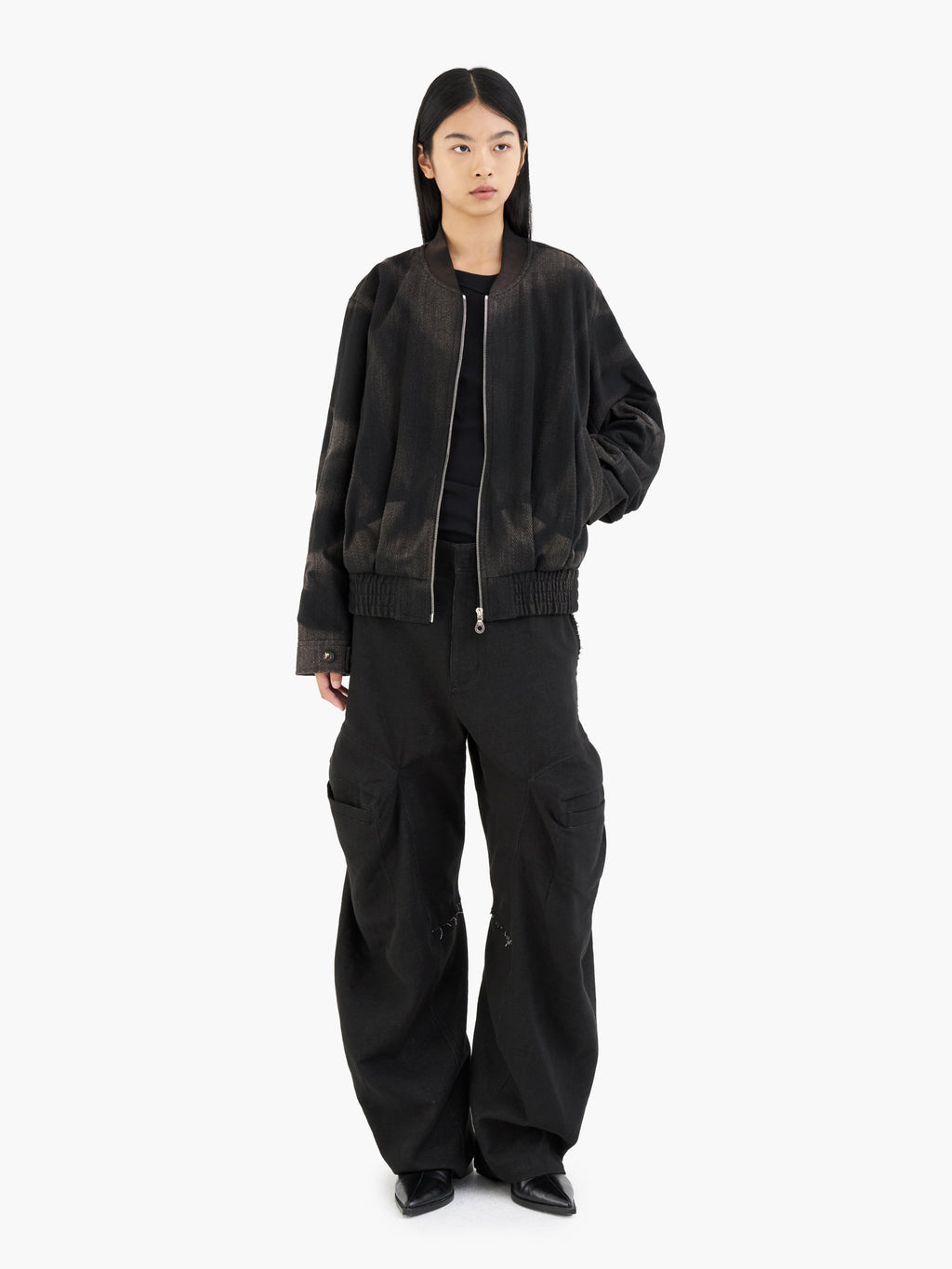 Jiyong Kim - Sun-Bleached Pleated Bomber (Black) product image 3 | TRAB K-Fashion Australia