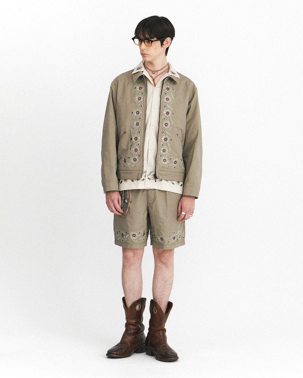Eastlogue - Embroidery Easy Shorts (Sand) product image 1 | TRAB K-Fashion Australia