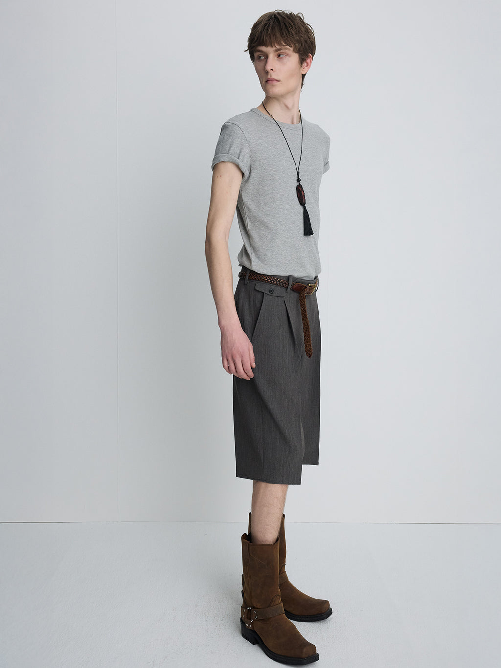 Tonywack - Raw-Cut Wool Pleated Tailored Shorts (Melange Grey) product image 4 | TRAB K-Fashion Australia