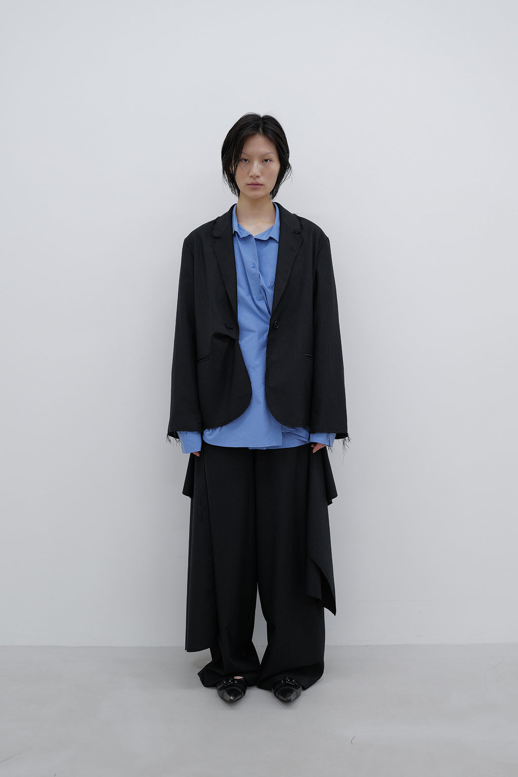 Deinet - Deinet Rough Cut Detail Blazer (Black) product image 2 | TRAB K-Fashion Australia