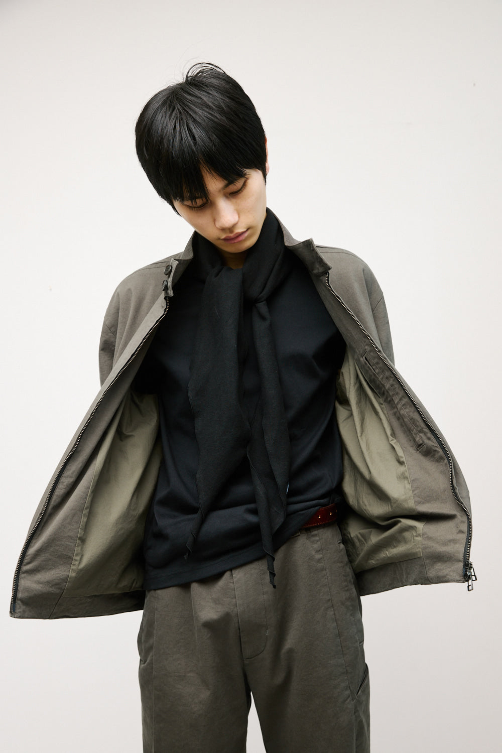 Hatchingroom - Diamond Scarf (Black) product image 6 | TRAB K-Fashion Australia
