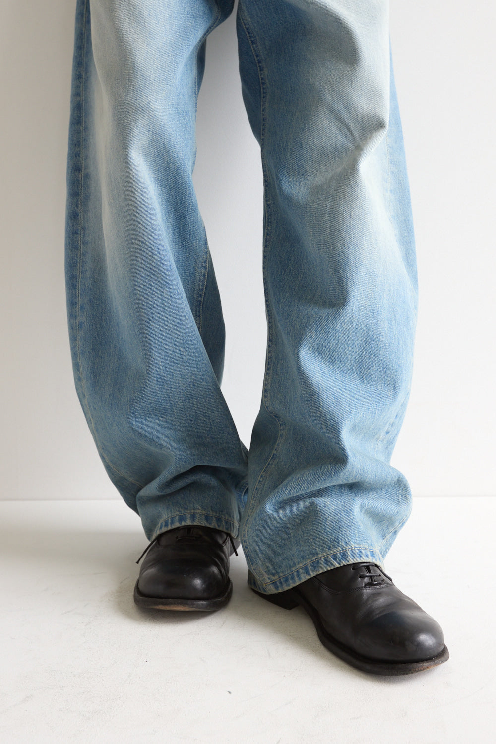 Hatchingroom - Curve Jeans Bleached (Blue) product image 10 | TRAB K-Fashion Australia