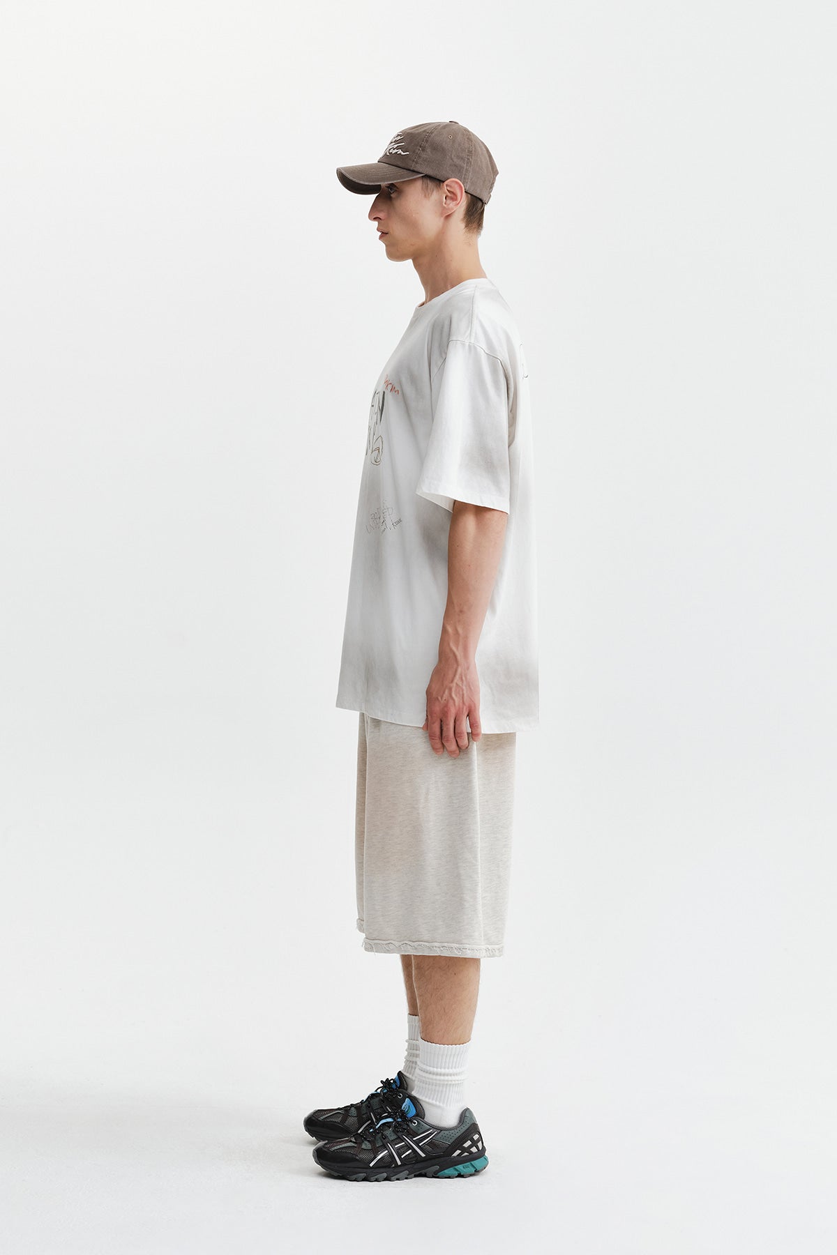 Matin Kim - Vintage Graffiti Logo Top (White) product image 8 | TRAB K-Fashion Australia