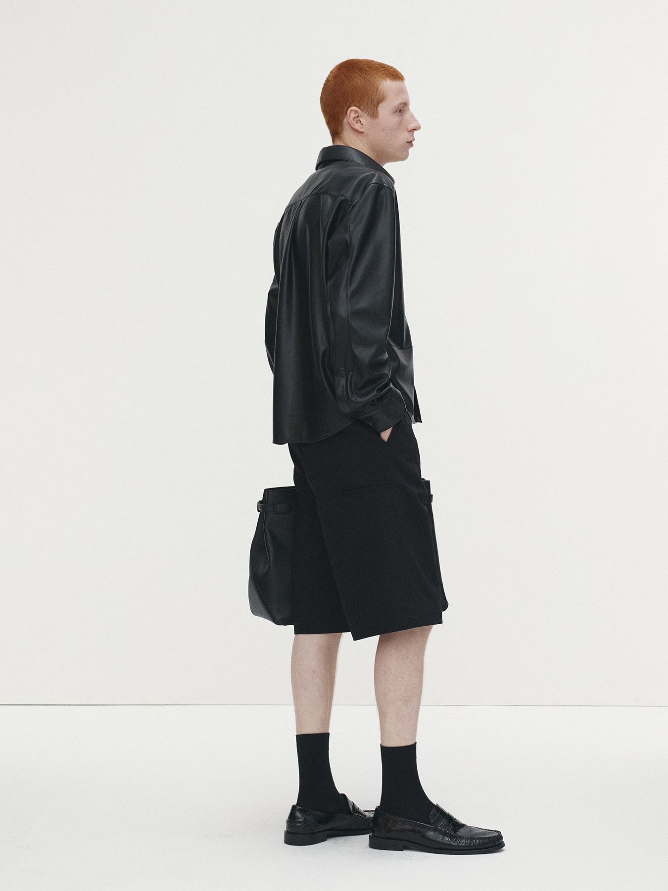 Tonywack - C/P Baggy Chino Bermuda (Black) product image 2 | TRAB K-Fashion Australia