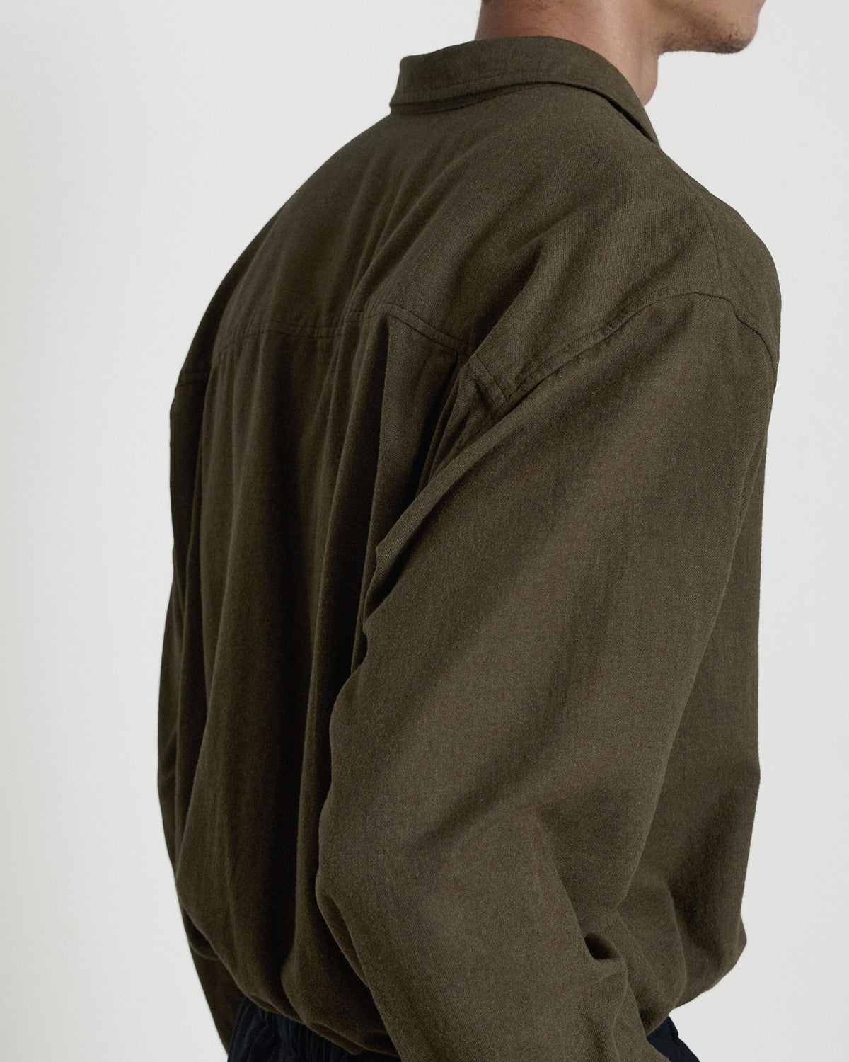 Brownyard - [Pre-Order – Ships September 18] Steady Shirt (Olive) product image 3 | TRAB K-Fashion Australia