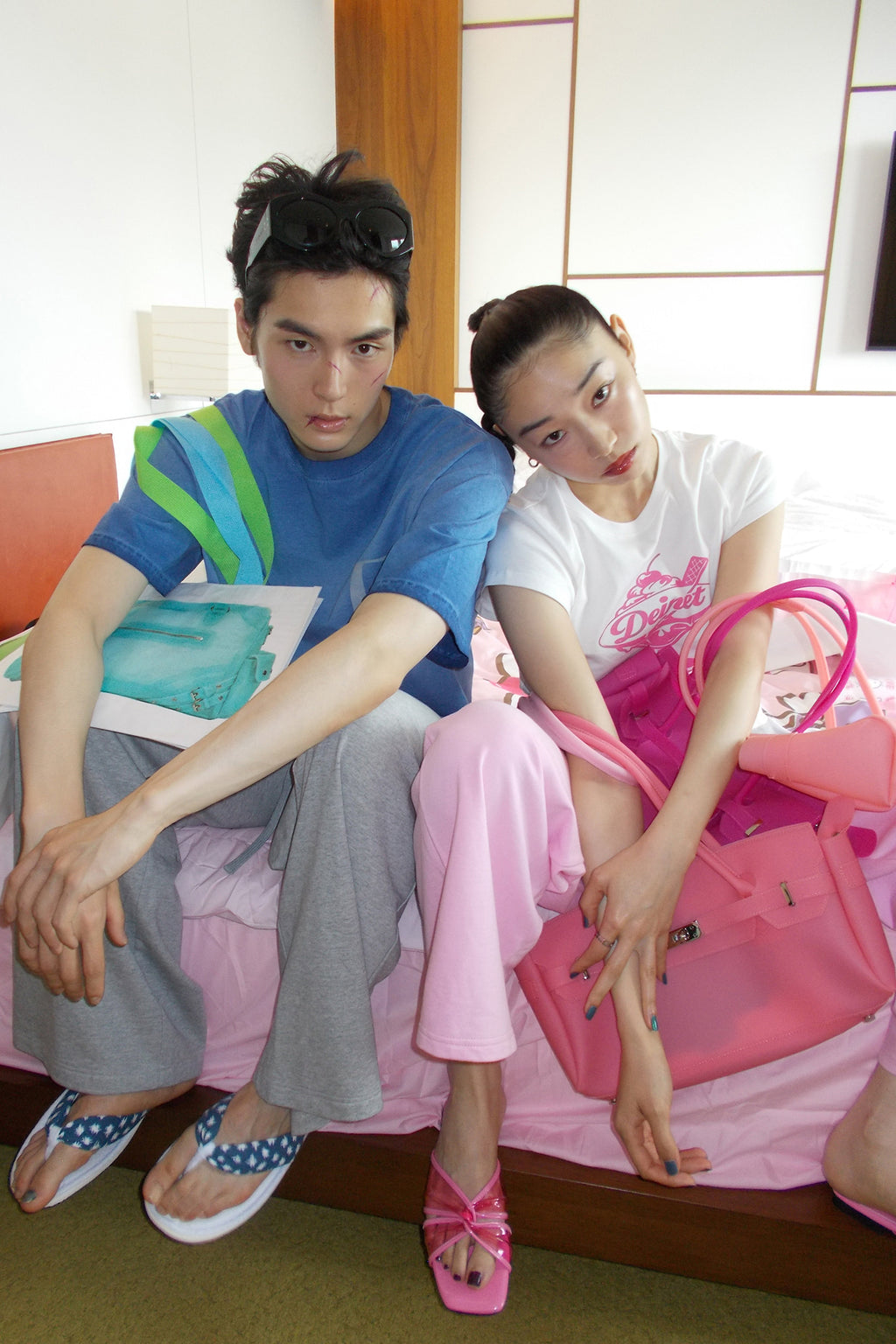 Deinet - Pop Color T-Shirt (White) product image 2 | TRAB K-Fashion Australia
