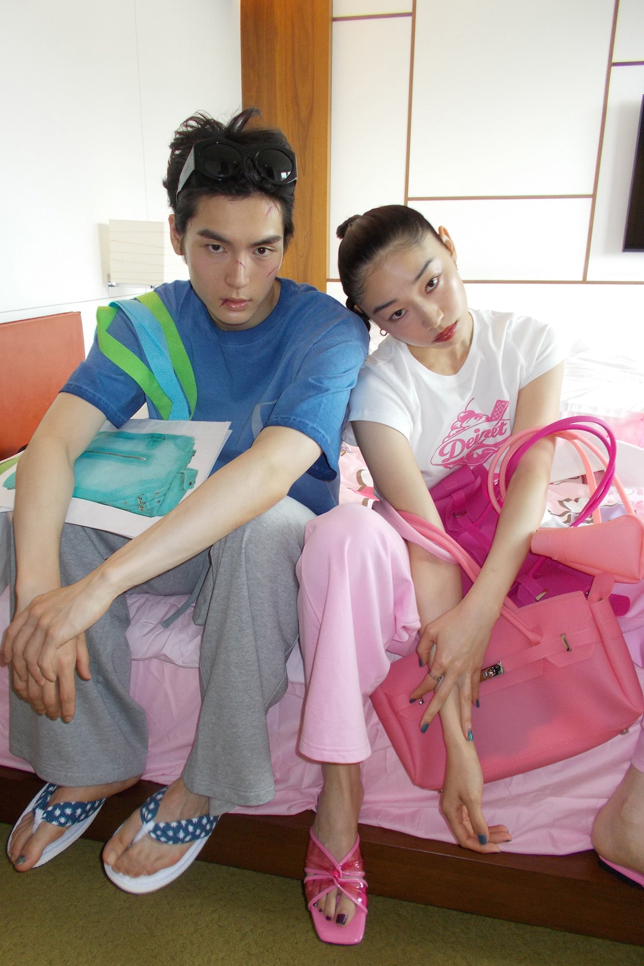 Deinet - Pop Color T-Shirt (White) product image 2 | TRAB K-Fashion Australia