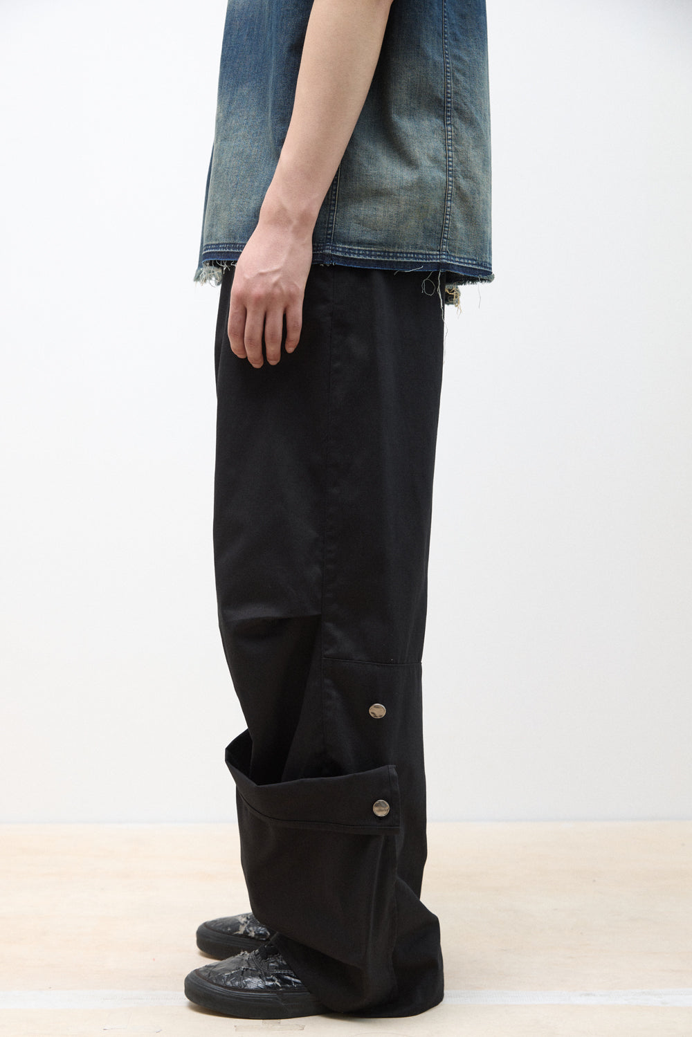 Hatchingroom - Armor Pants (Black) product image 11 | TRAB K-Fashion Australia