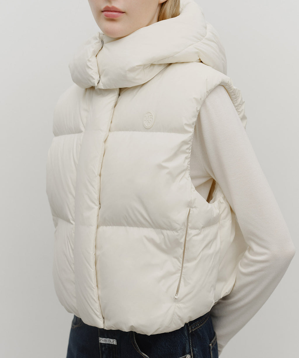 Marithe & Francois Girbaud - Circle Logo Crop Hooded Down Vest (Ivory) product image 4 | TRAB K-Fashion Australia