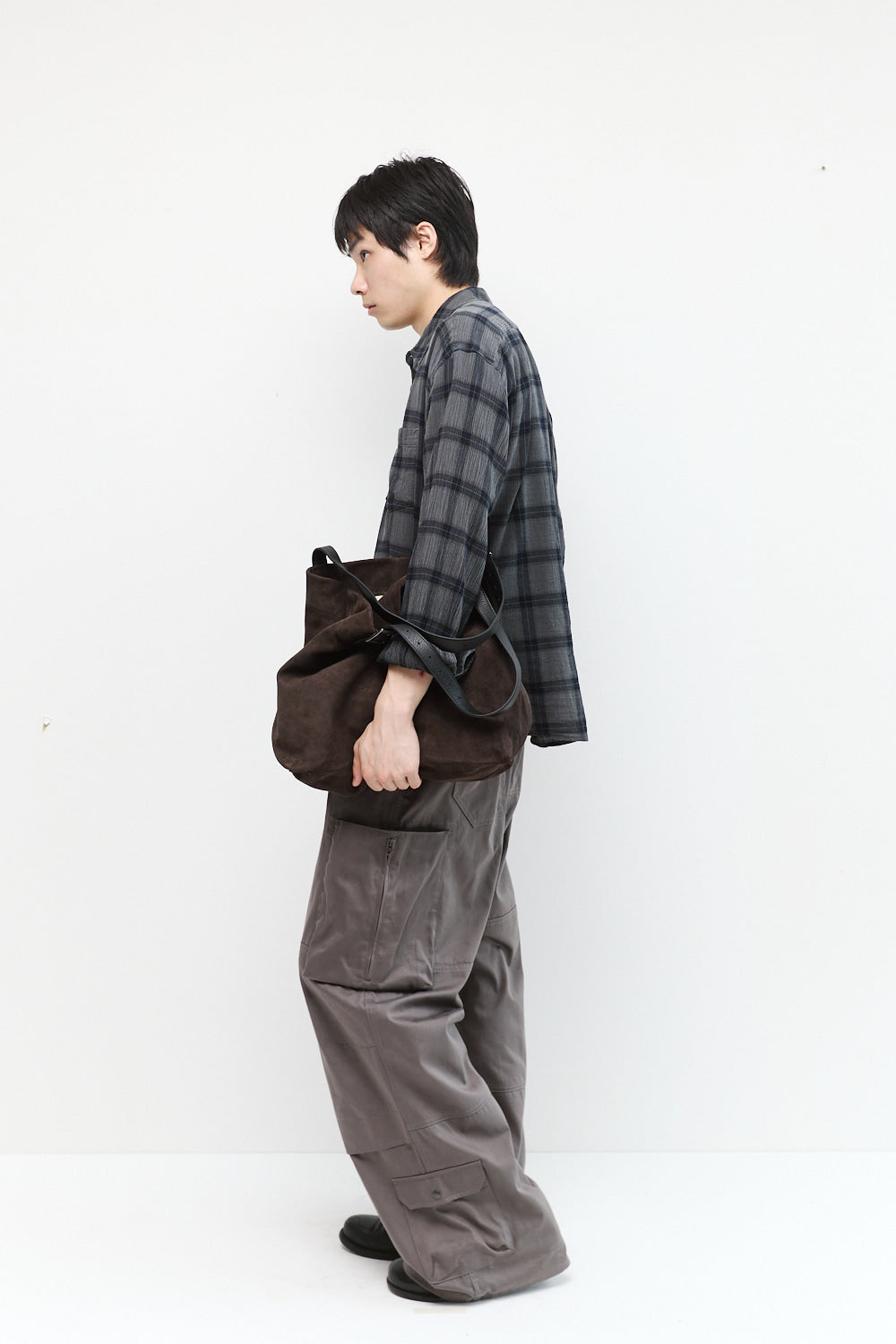 Hatchingroom - Suede Tote (Charcoal) product image 6 | TRAB K-Fashion Australia
