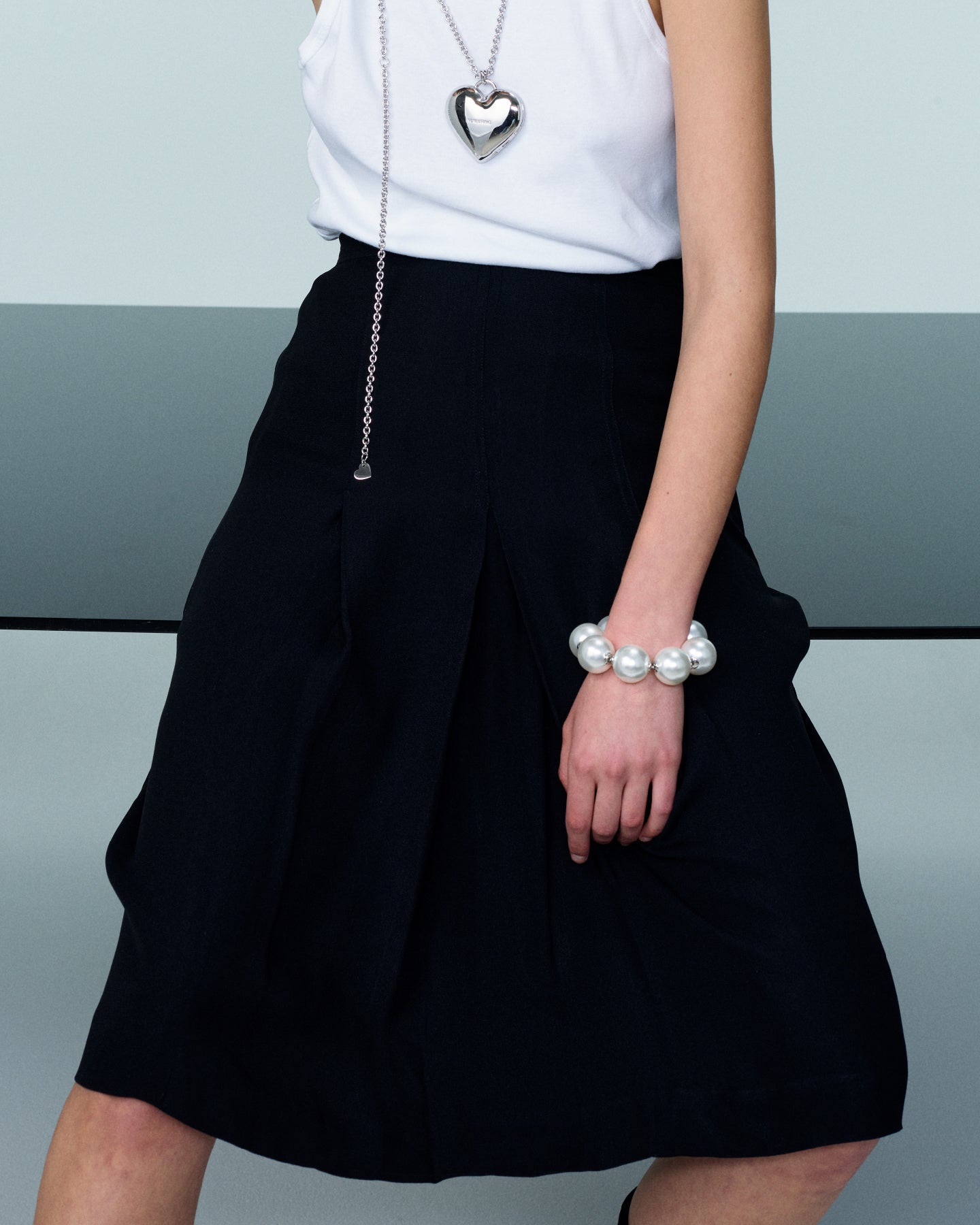Numbering - Oversized Pearl Elastic Bracelet #9908 product image 3 | TRAB K-Fashion Australia