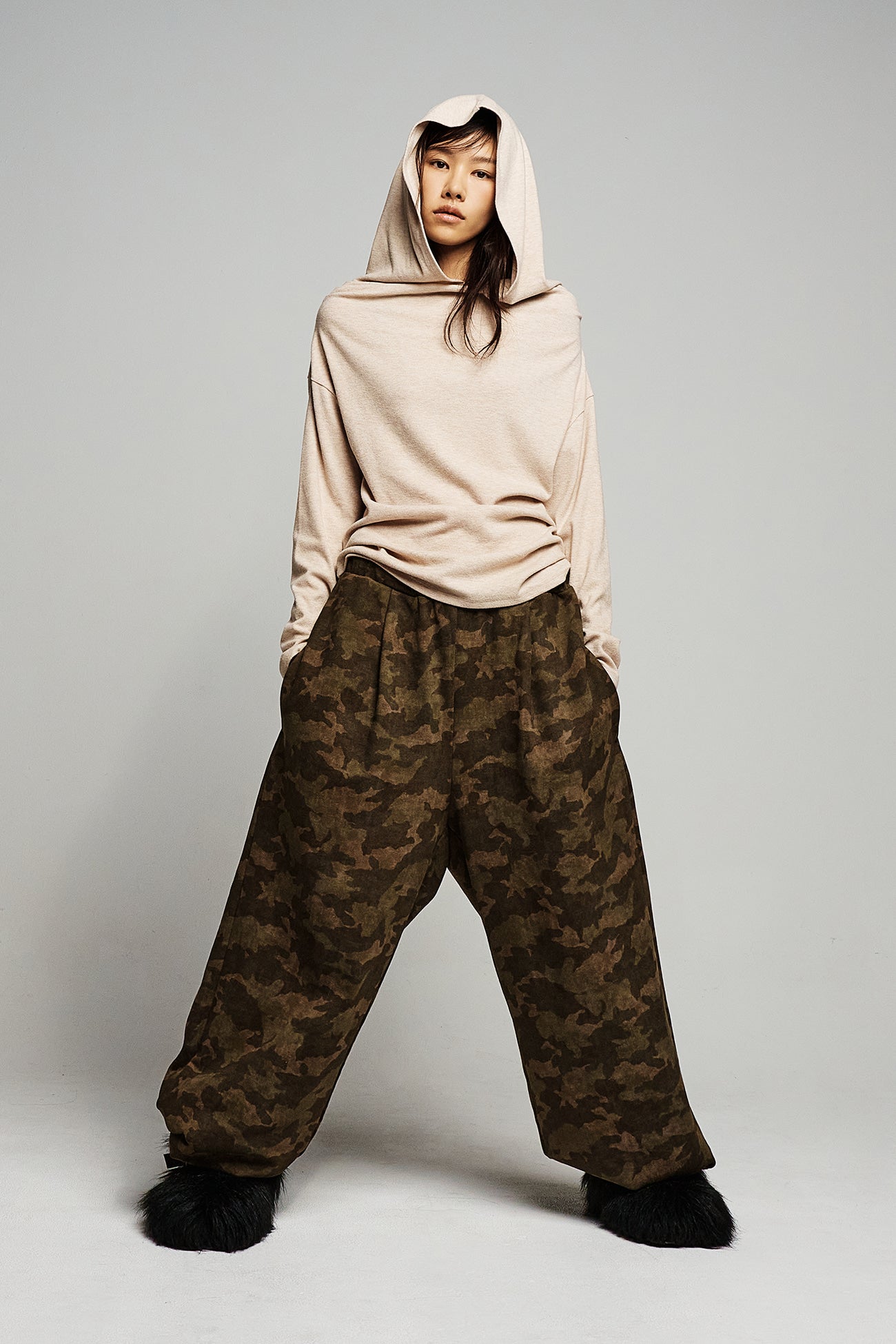 Deinet - Hug Me Hood Long Sleeve (Beige) product image 5 | TRAB K-Fashion Australia