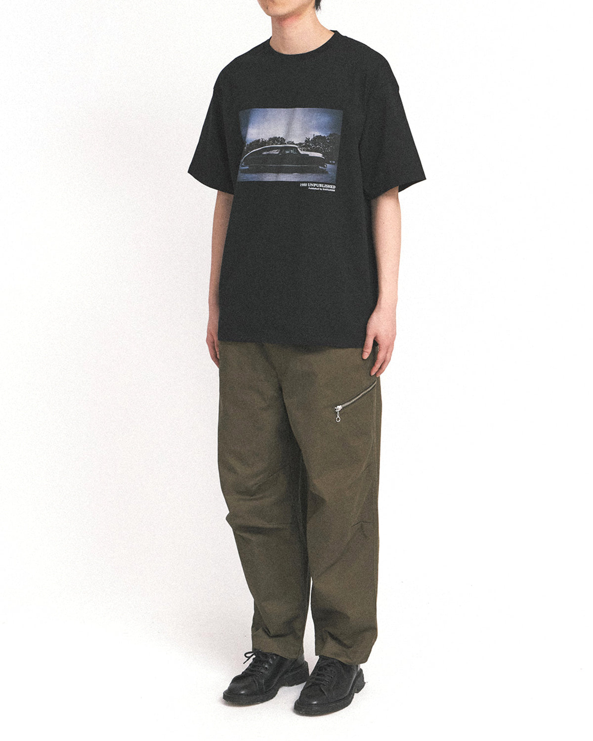 Eastlogue - Vintage Photo Piece T-shirt (Black) product image 4 | TRAB K-Fashion Australia