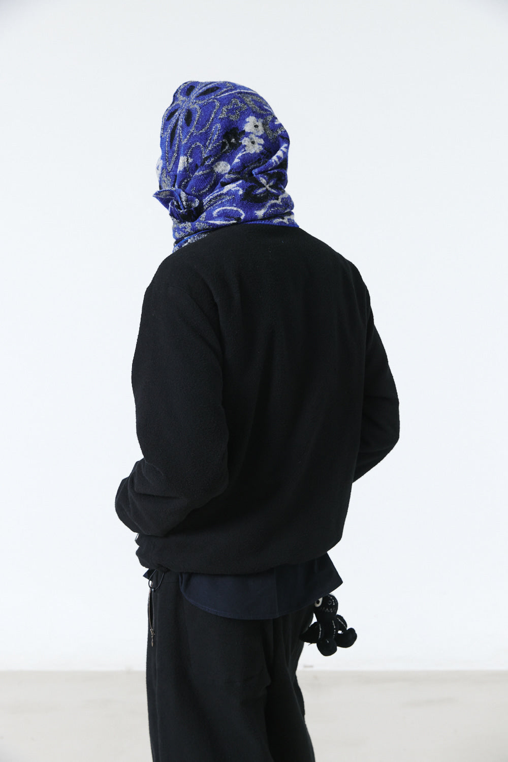 Hatchingroom - Floral Jacquard Muffler (Blue) product image 9 | TRAB K-Fashion Australia