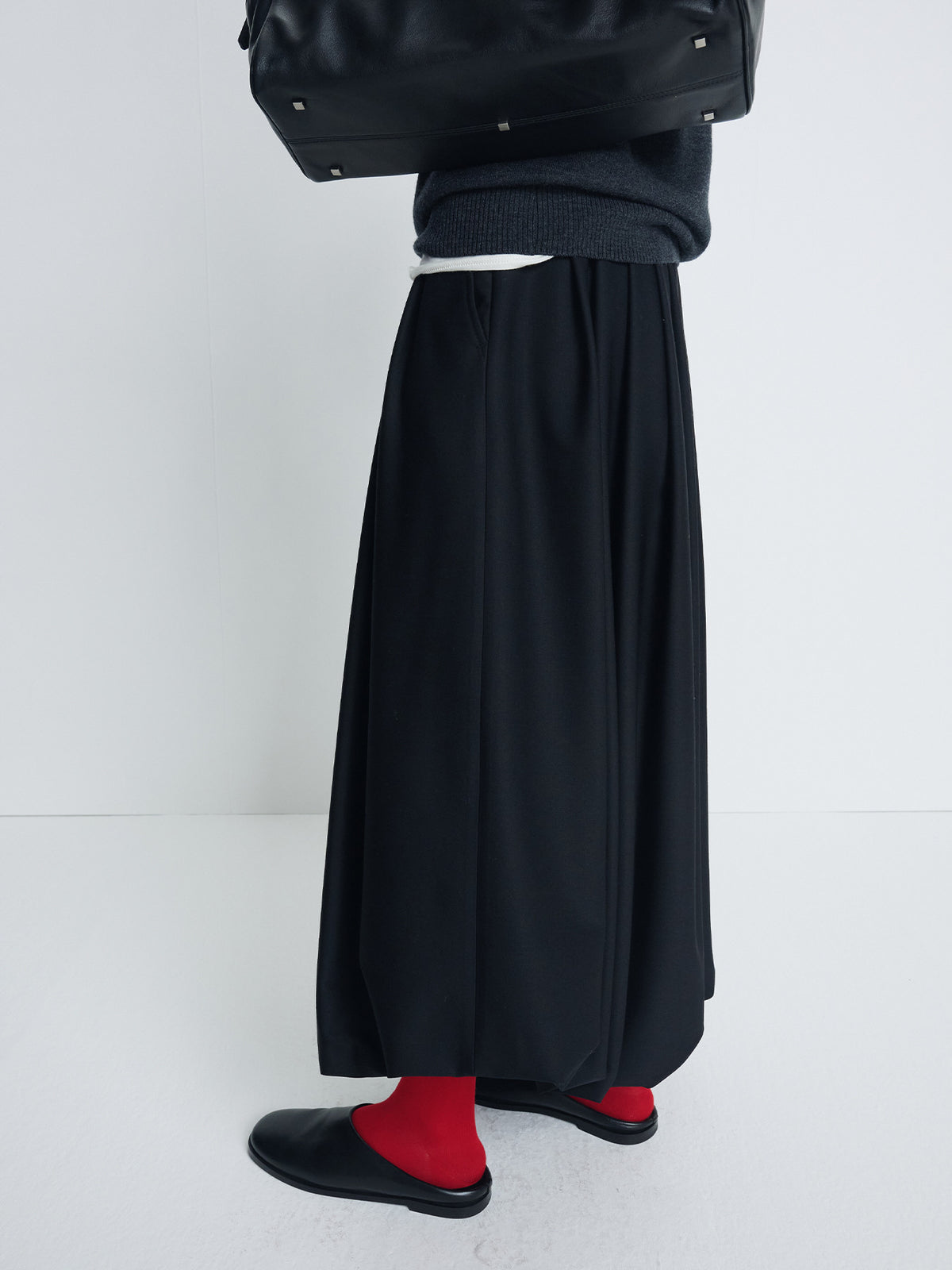Tonywack - Wool Balloon Skirt (Black) product image 5 | TRAB K-Fashion Australia