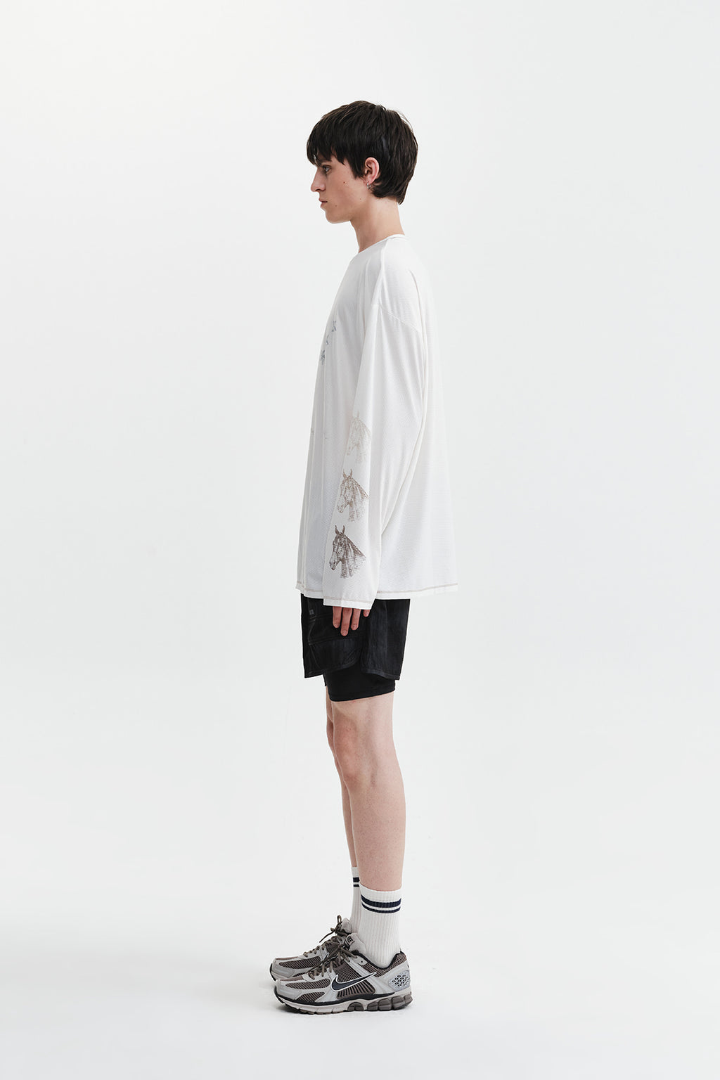 Matin Kim - Matin Pace Motion Shorts (Black) product image 6 | TRAB K-Fashion Australia