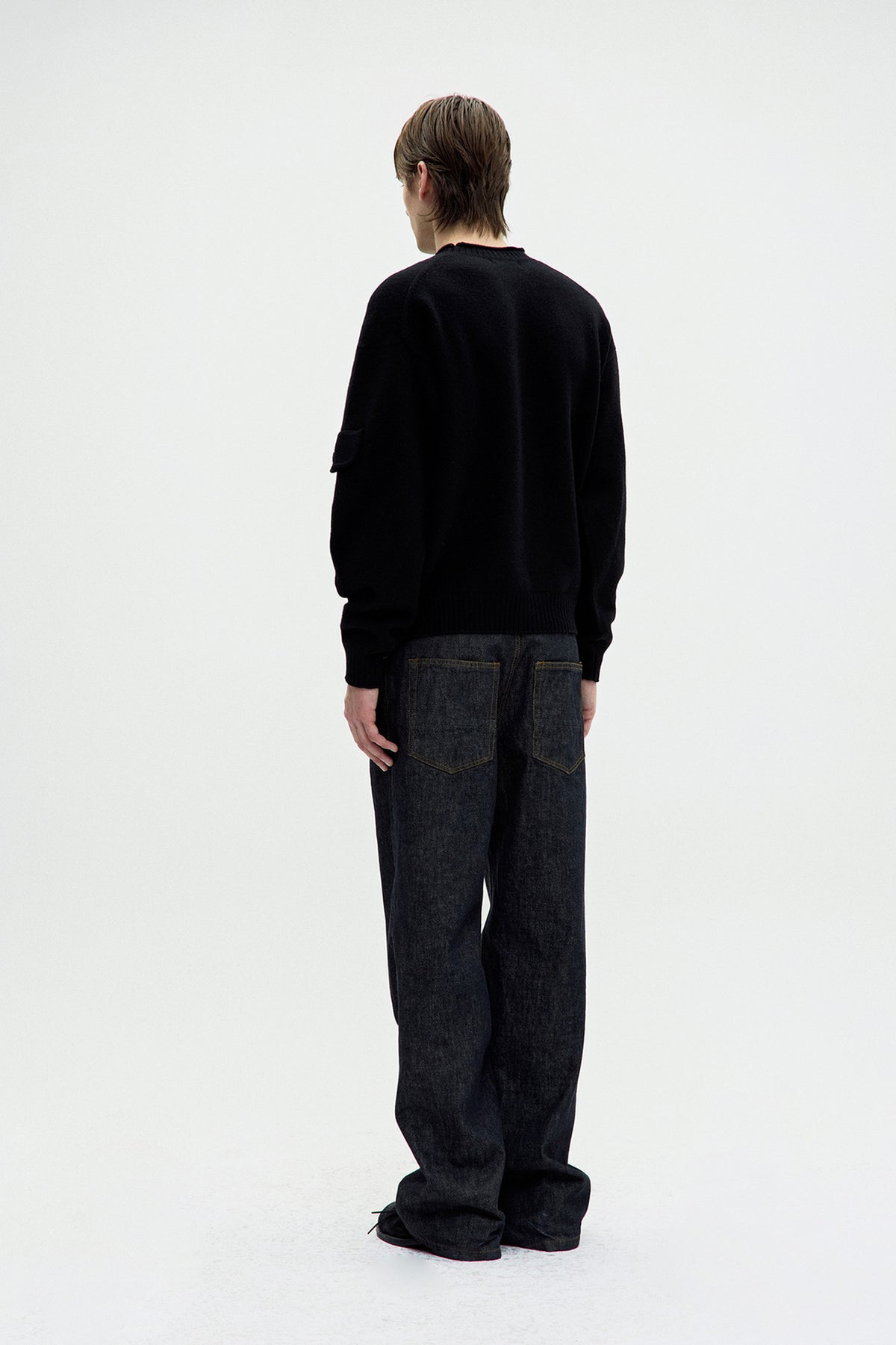 Coor - Wool Cropped Pocket Crewneck Sweater (Black) product image 4 | TRAB K-Fashion Australia