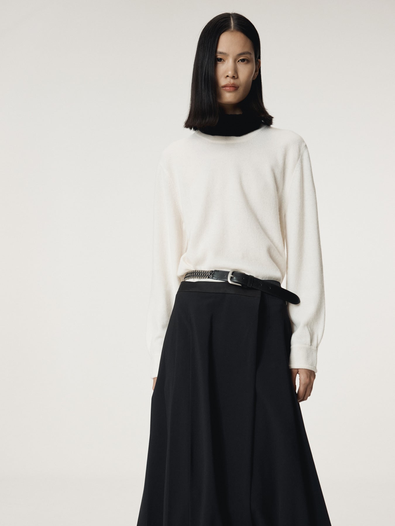 Recto - Shirt Cuffs Detail Knit Top (Cream) product image 6 | TRAB K-Fashion Australia