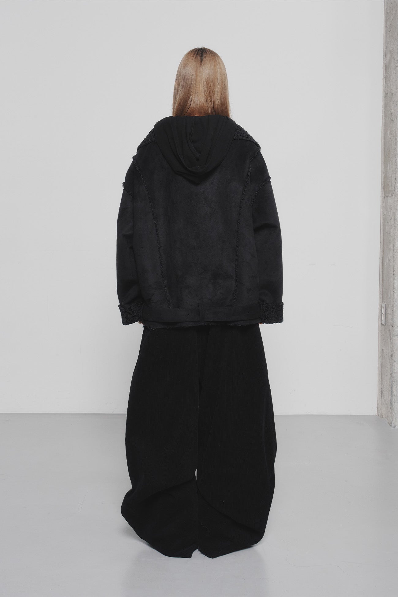 Deinet - Button Up Belted Shearling Jacket (Black) product image 3 | TRAB K-Fashion Australia
