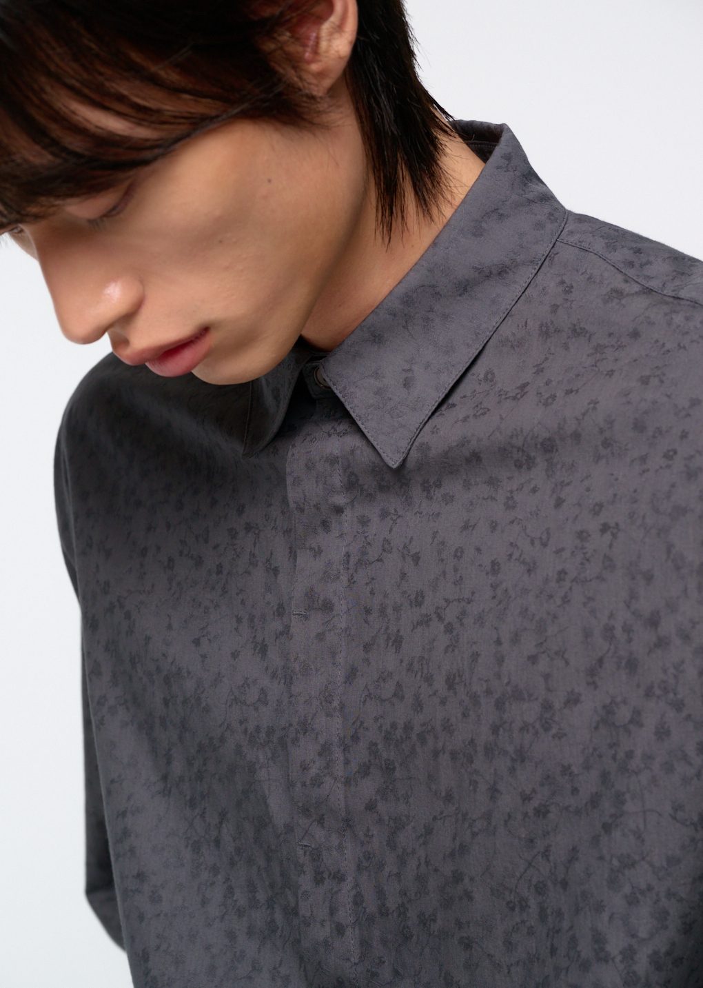 Amomento - Floral basic shirt (Grey) product image 6 | TRAB K-Fashion Australia