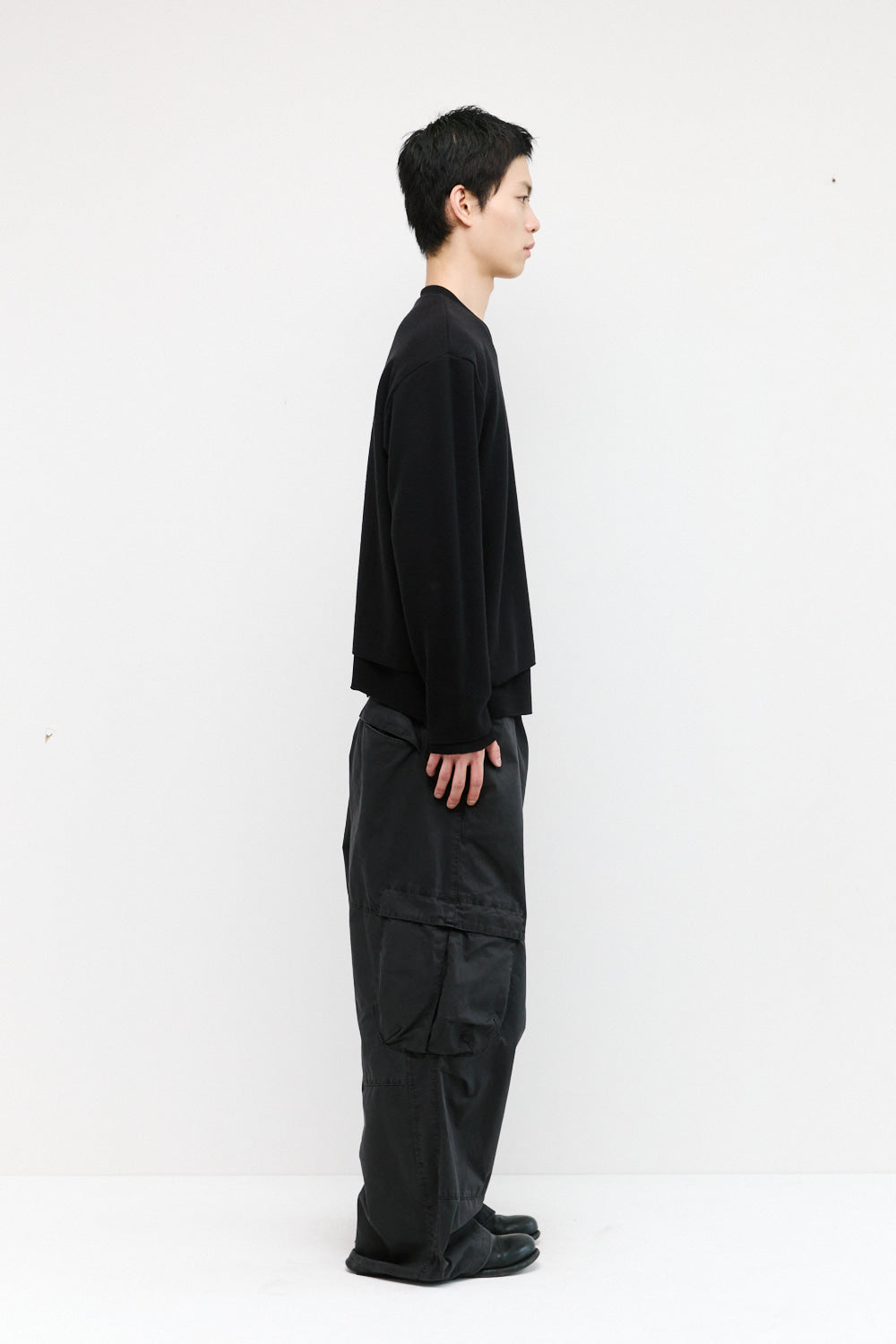 Hatchingroom - Cut Out Tee (Black) product image 5 | TRAB K-Fashion Australia