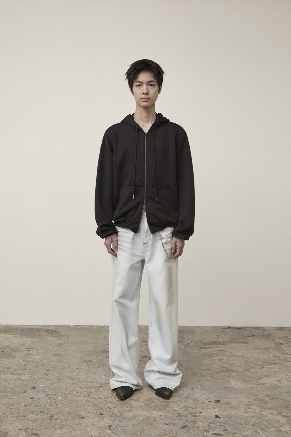 Matin Kim - Back Logo Glitter Hoody Zip Up (Black) product image 5 | TRAB K-Fashion Australia