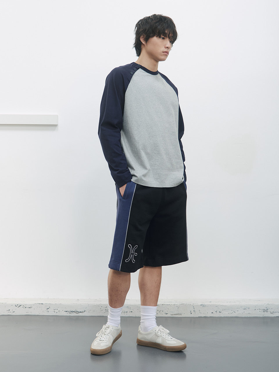Kijun - Button Open Raglan Tee (Navy) product image 5 | TRAB K-Fashion Australia