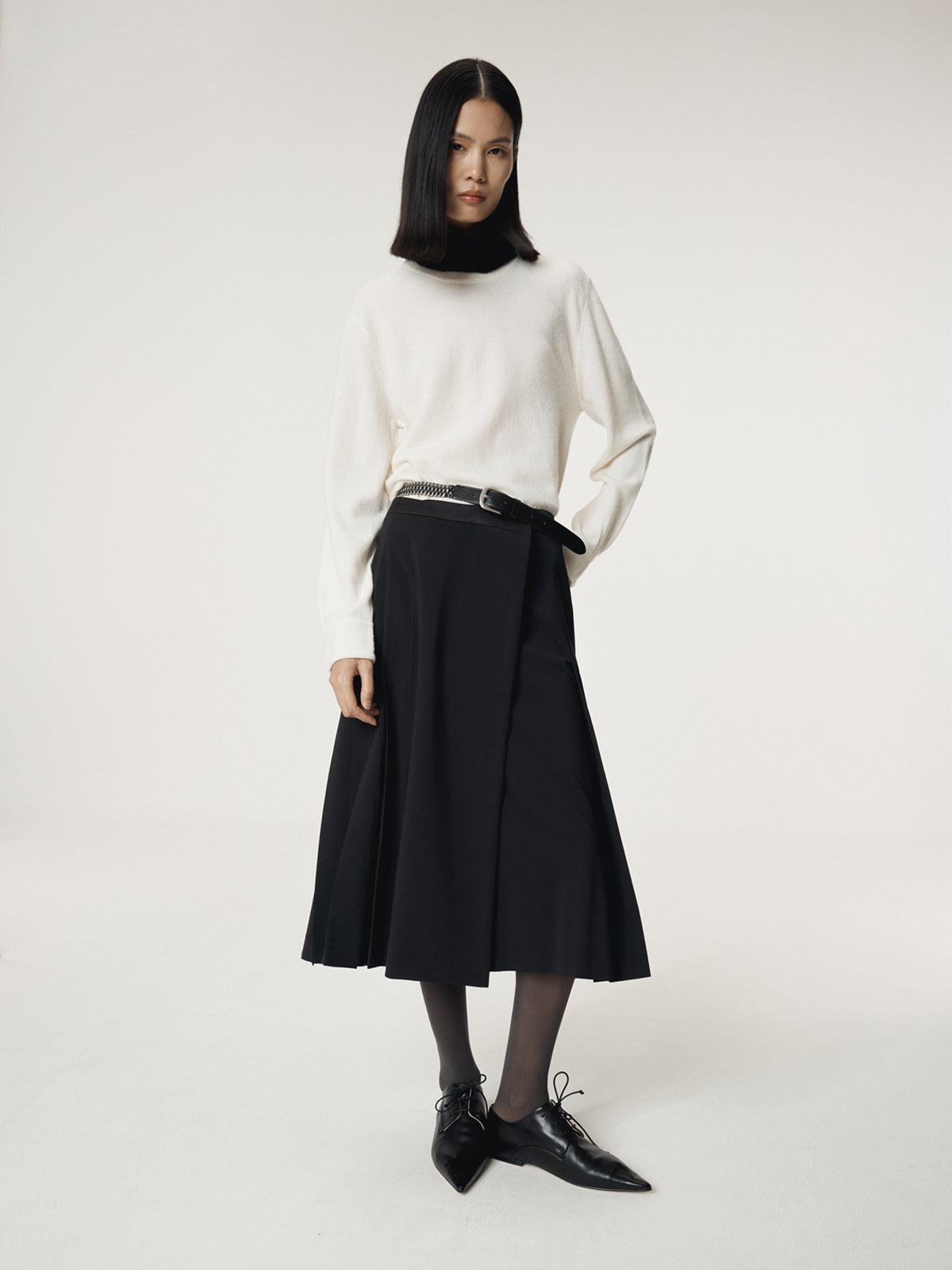 Recto - Shirt Cuffs Detail Knit Top (Cream) product image 5 | TRAB K-Fashion Australia