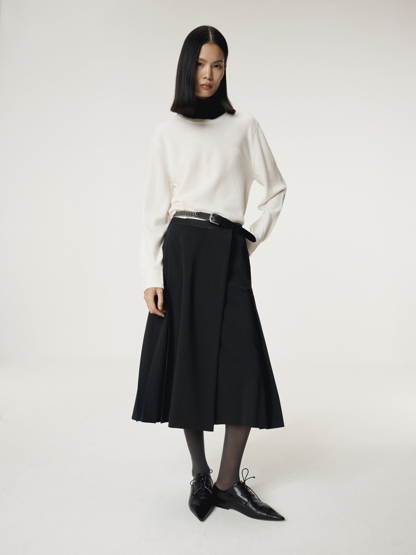 Recto - Shirt Cuffs Detail Knit Top (Cream) product image 5 | TRAB K-Fashion Australia