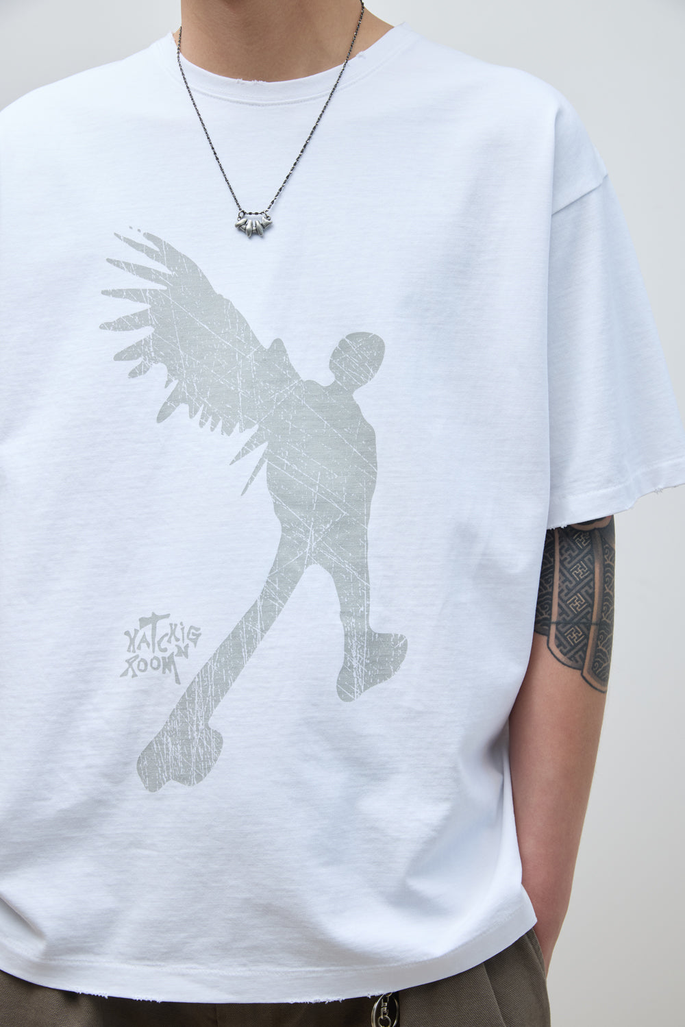 Hatchingroom - Broken Angel Tee (White) product image 11 | TRAB K-Fashion Australia