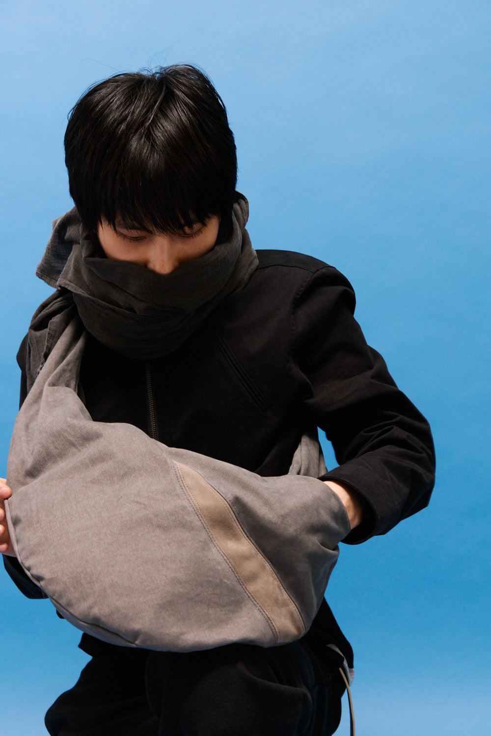 Hatchingroom - Curved Bag (Grey) product image 11 | TRAB K-Fashion Australia