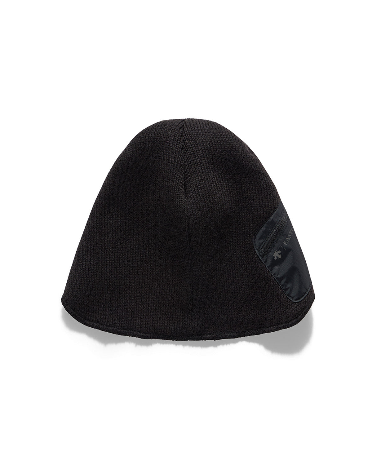 Eastlogue - Mixed Pocket Earflap Beanie (Black) product image 2 | TRAB K-Fashion Australia