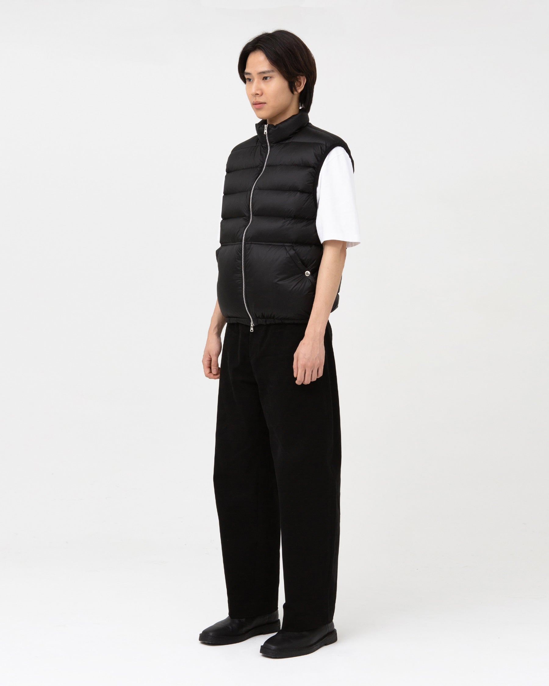 Brownyard - Down Vest (Black) product image 3 | TRAB K-Fashion Australia