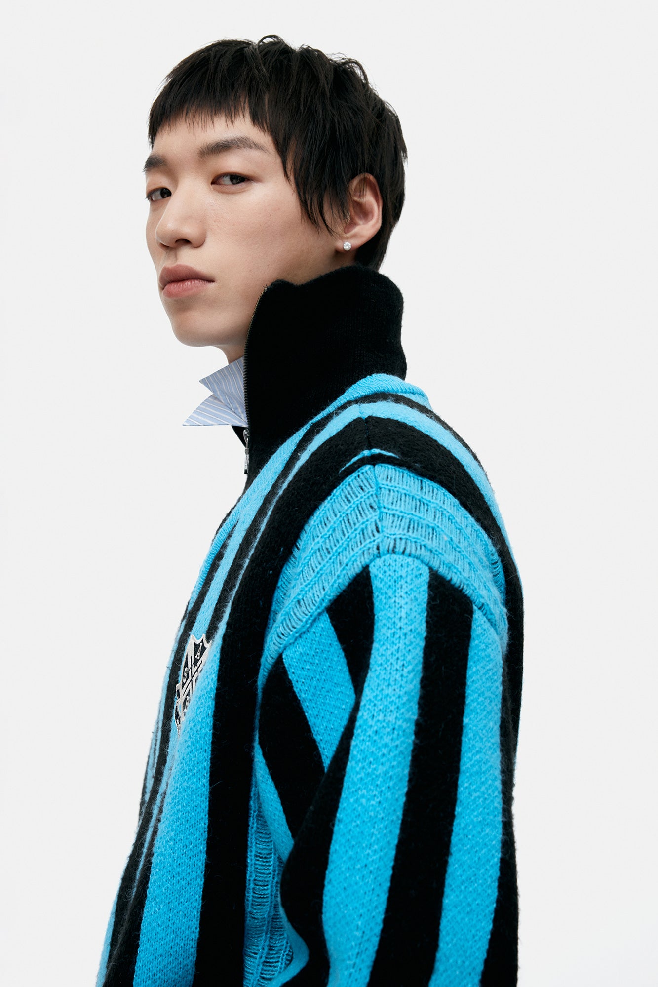 Andersson Bell - Adsb Half Zip-Up Emblem Sweater (Blue) product image 6 | TRAB K-Fashion Australia