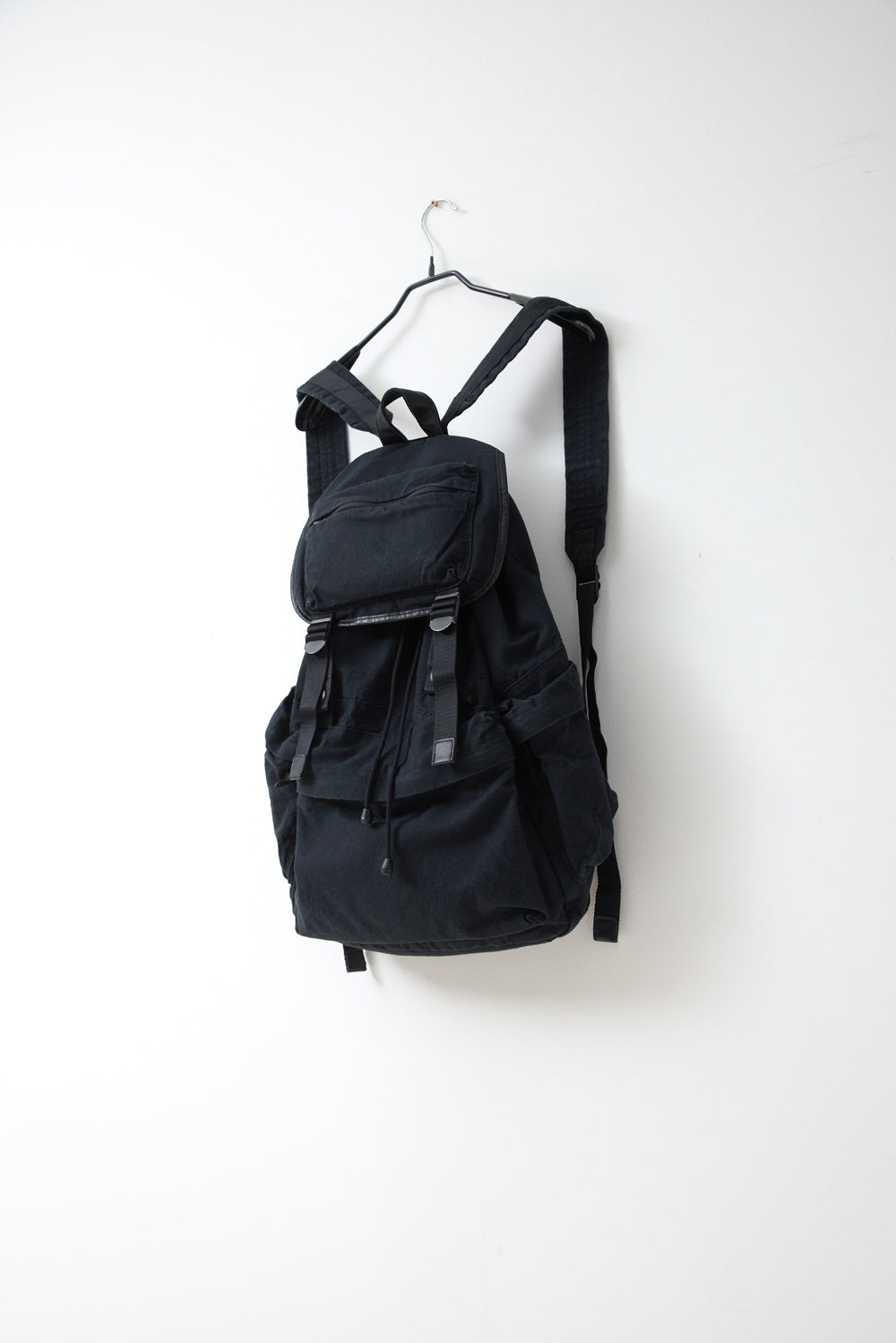 Hatchingroom - VTG Rucksack (Black) product image 5 | TRAB K-Fashion Australia
