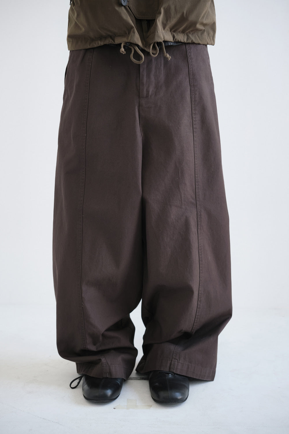 Hatchingroom - Slump Trousers (Dark Brown) product image 6 | TRAB K-Fashion Australia