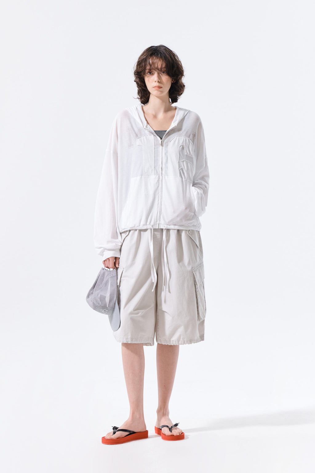 Matin Kim - Matin 16 Applique Logo Hoody Zip Up (White) product image 9 | TRAB K-Fashion Australia