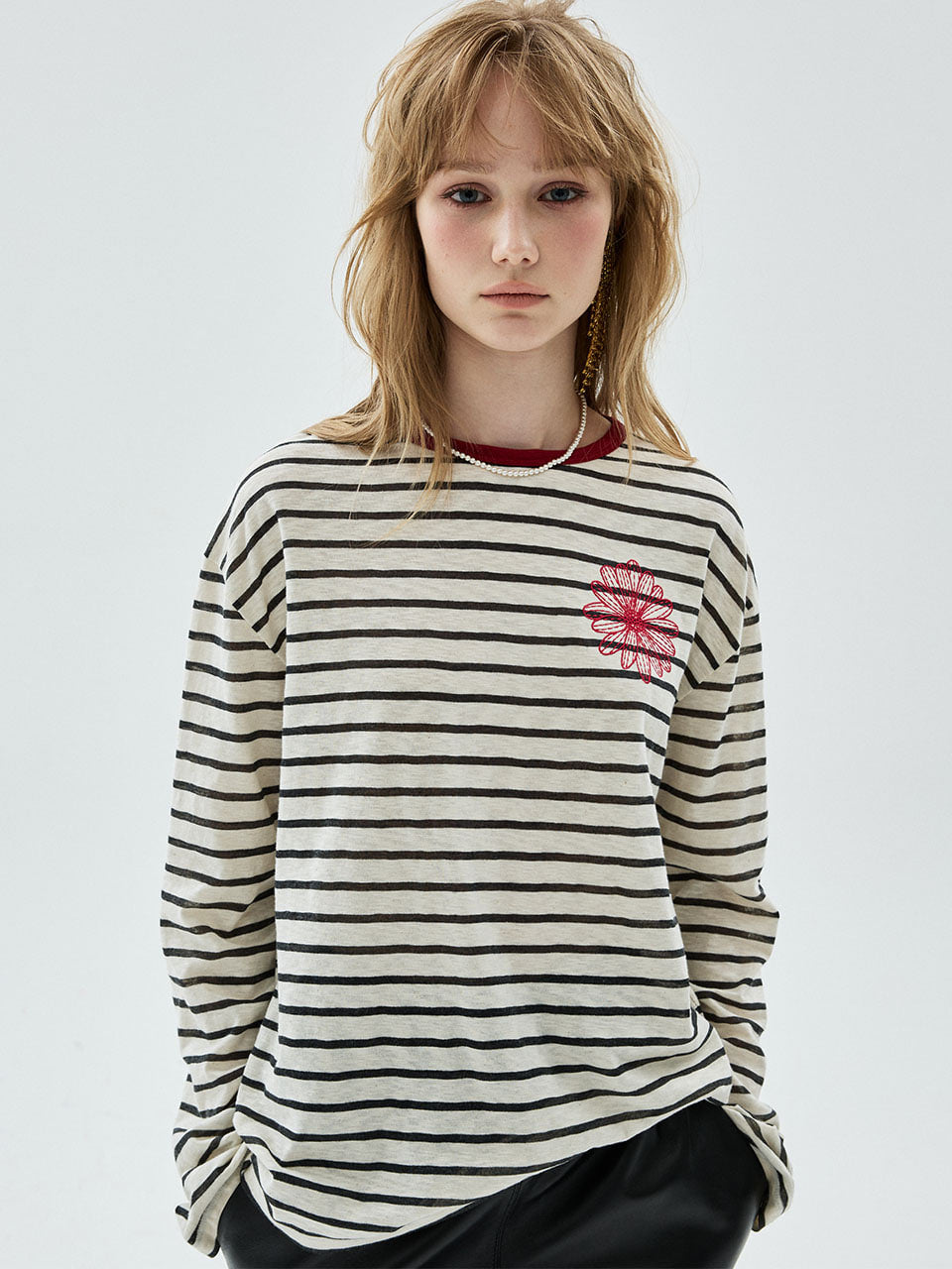 Mardi Mercredi - Slub Cotton Tshirt Long Sleeve Stripe Flower (Charcoal Red) product image 1 | TRAB K-Fashion Australia
