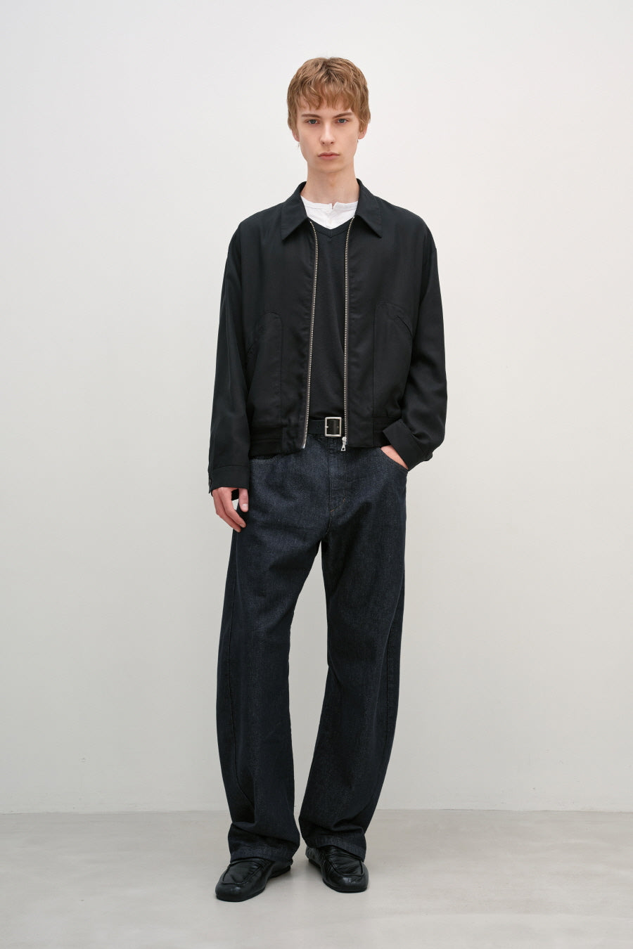 Insilence - Tencel Blouson (Black) product image 3 | TRAB K-Fashion Australia