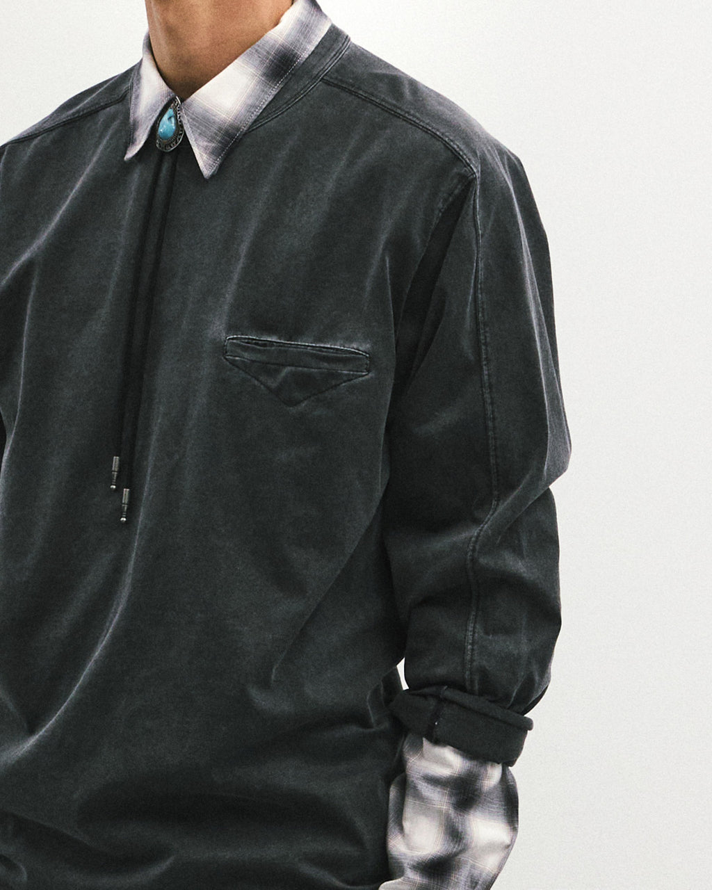 Eastlogue - Cut Out Ea Basic L.s T-shirts (Pigment Charcoal) product image 3 | TRAB K-Fashion Australia