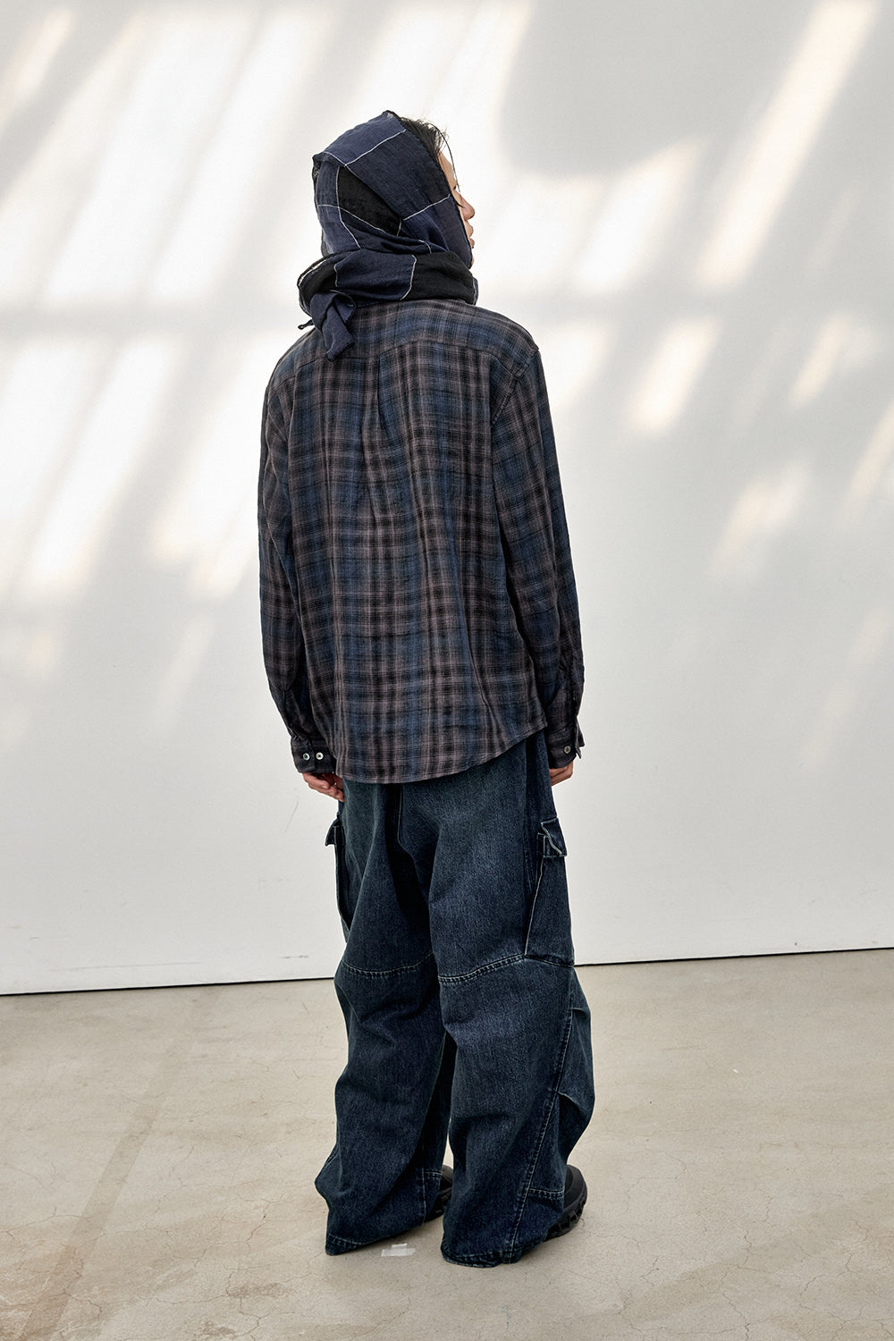 Hatchingroom - Check Scarf Linen (Black/Blue) product image 6 | TRAB K-Fashion Australia