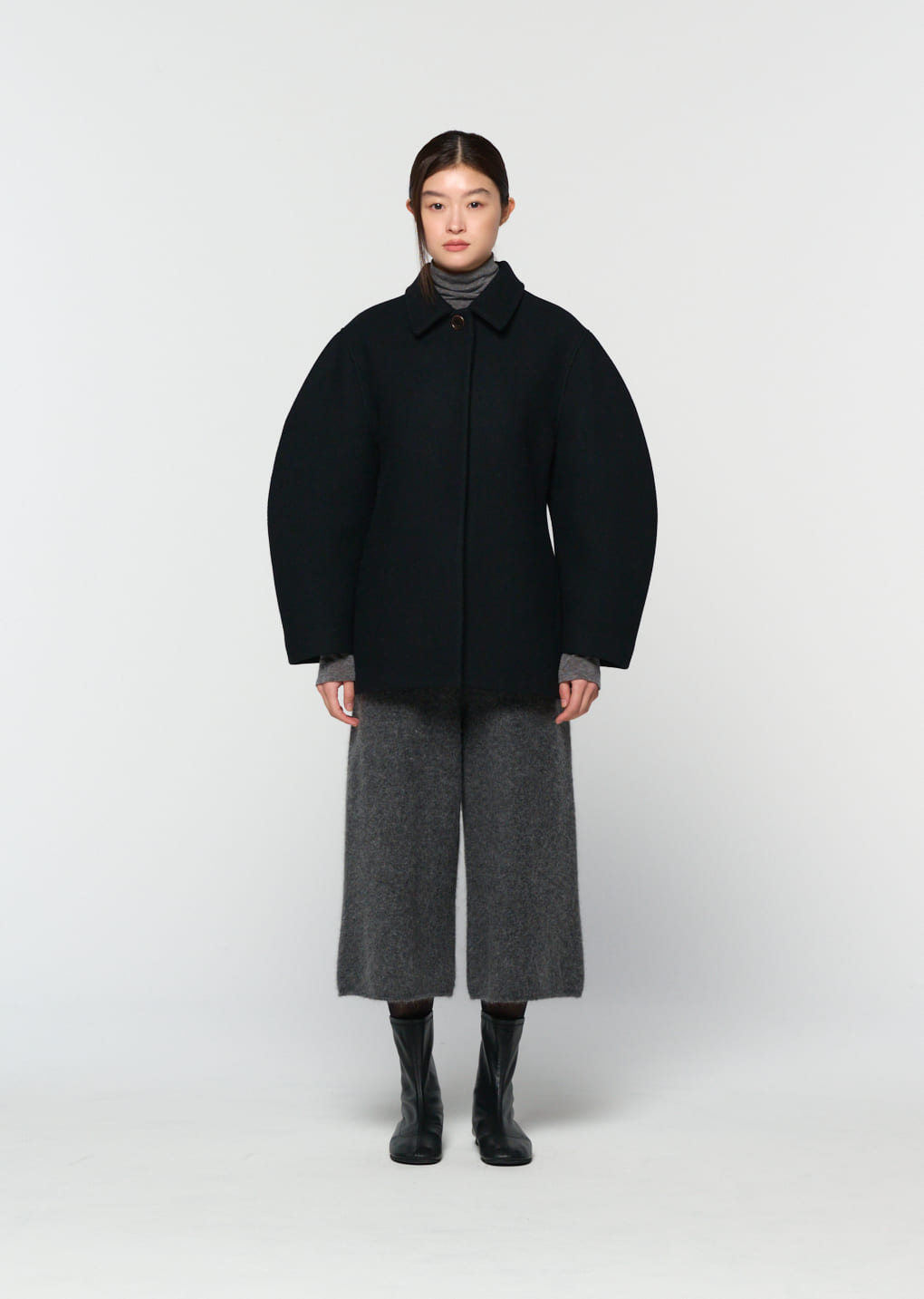Amomento - hourglass half coat (Black) product image 2 | TRAB K-Fashion Australia