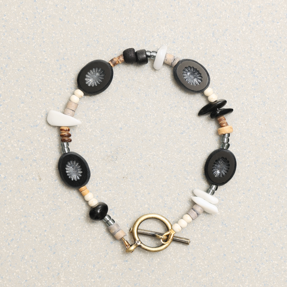Towtow Archive - Oval Sun Bracelet (Black) product image 1 | TRAB K-Fashion Australia